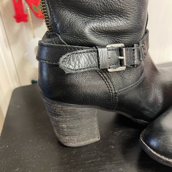 Steve Madden Black Leather Heeled Boots - Picture 5 of 9